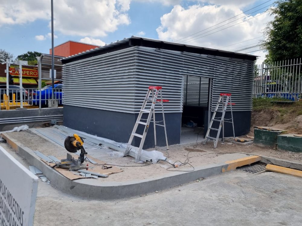 CONSTRUCCION DE CISTERNA 400 M3, UNICENTRO METROPOLIS.